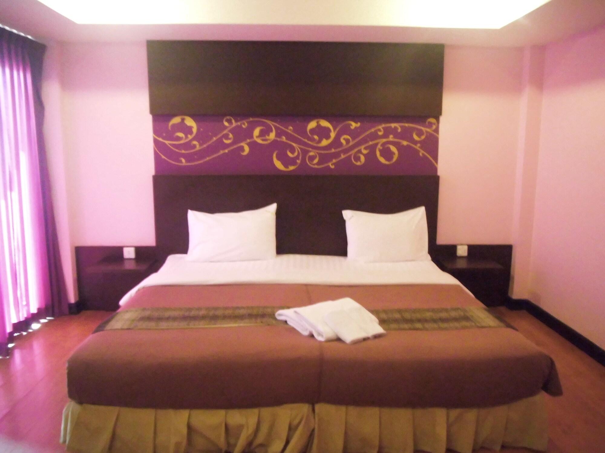 Baan Chalelarn Hotel Hua Hin Exterior photo
